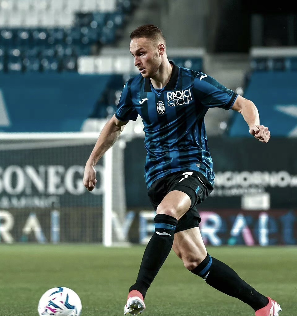 亚特兰大迎德甲关键赛，赛前更衣室发声，信心回归，资深球员宣示担当